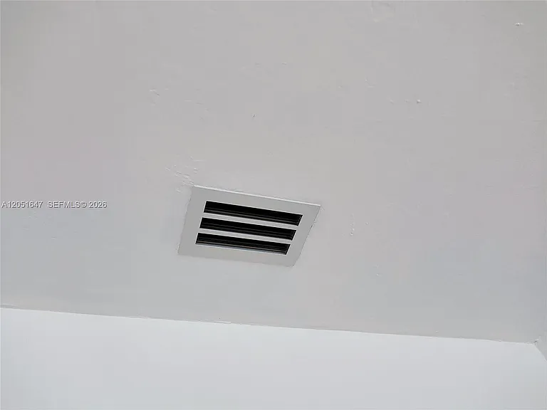 717 Jefferson Ave #6 — Photo 18