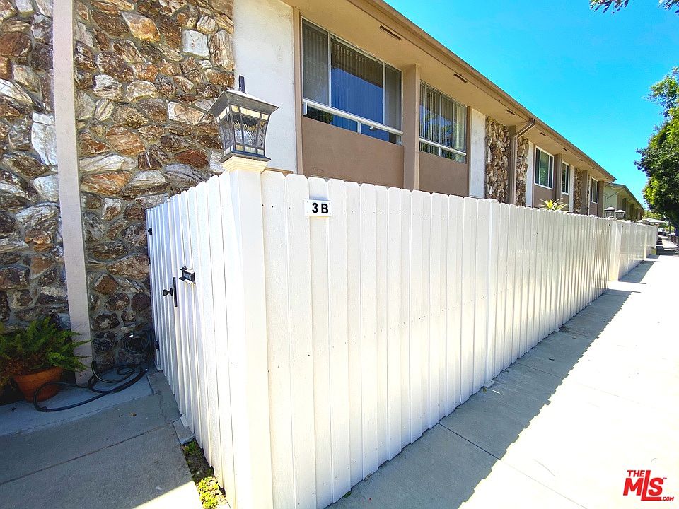 1st image of 5215 S Sepulveda #3B