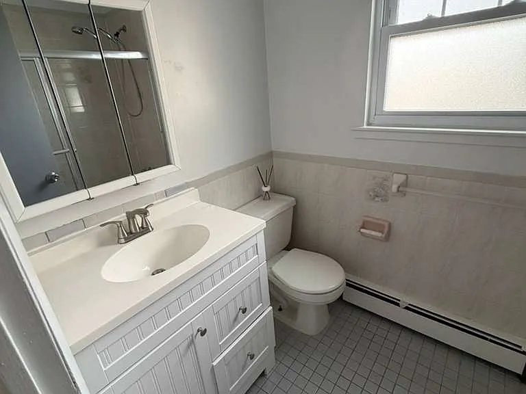 66 Devoe Ave #2 — Photo 5