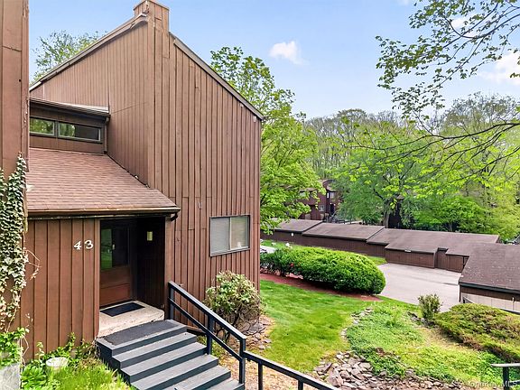 2nd image of 43 Redwood Drive