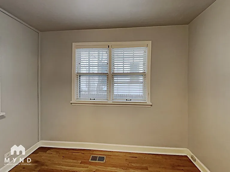 3359 Federal Blvd — Photo 5