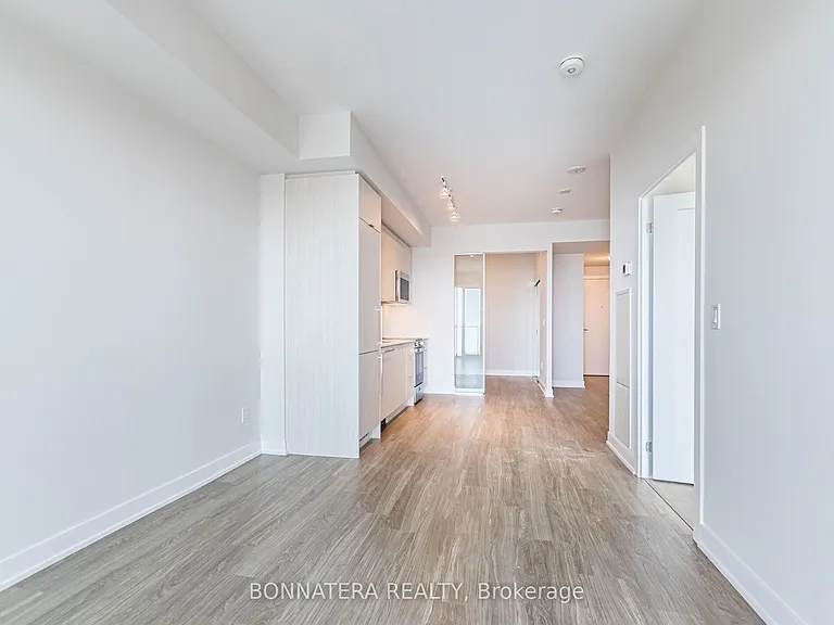 430 Square One Dr #4309 — Photo 10