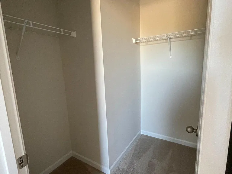 2582 Haskell Dr — Photo 7