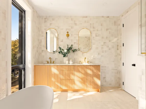 47 Madison Street image 13 of 29