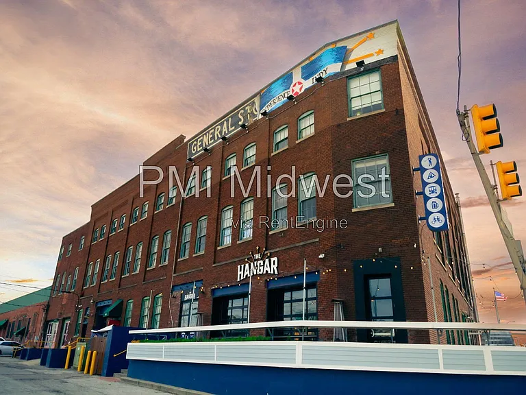 Lofts on Madison — Photo 57