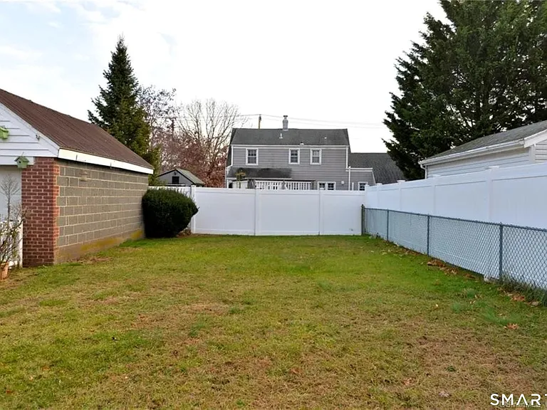 10 Treadwell St — Photo 15