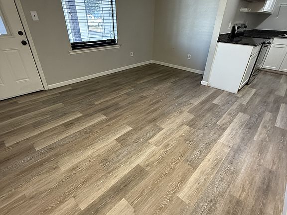4th image of 124 N 2nd St #11473912