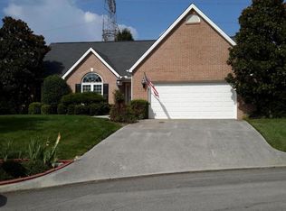 1508 Nutgrove Ln, Knoxville, TN 37931