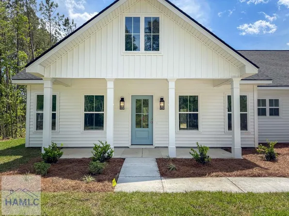 32 Cottage Loop, Midway, GA 31320