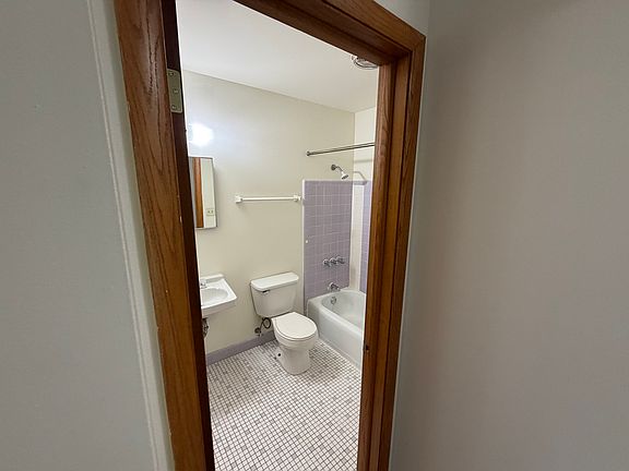 5th image of 8423 W Oklahoma Ave APT 14