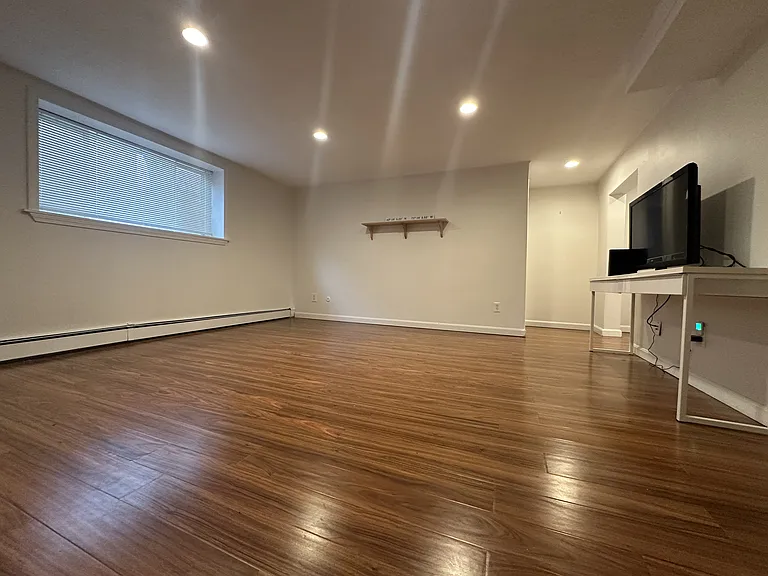64 Bryon Rd #1 — Photo 2