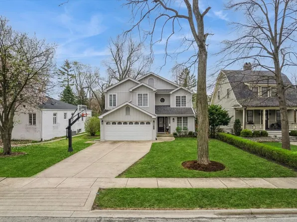 291 Lionel Rd, Riverside, IL 60546