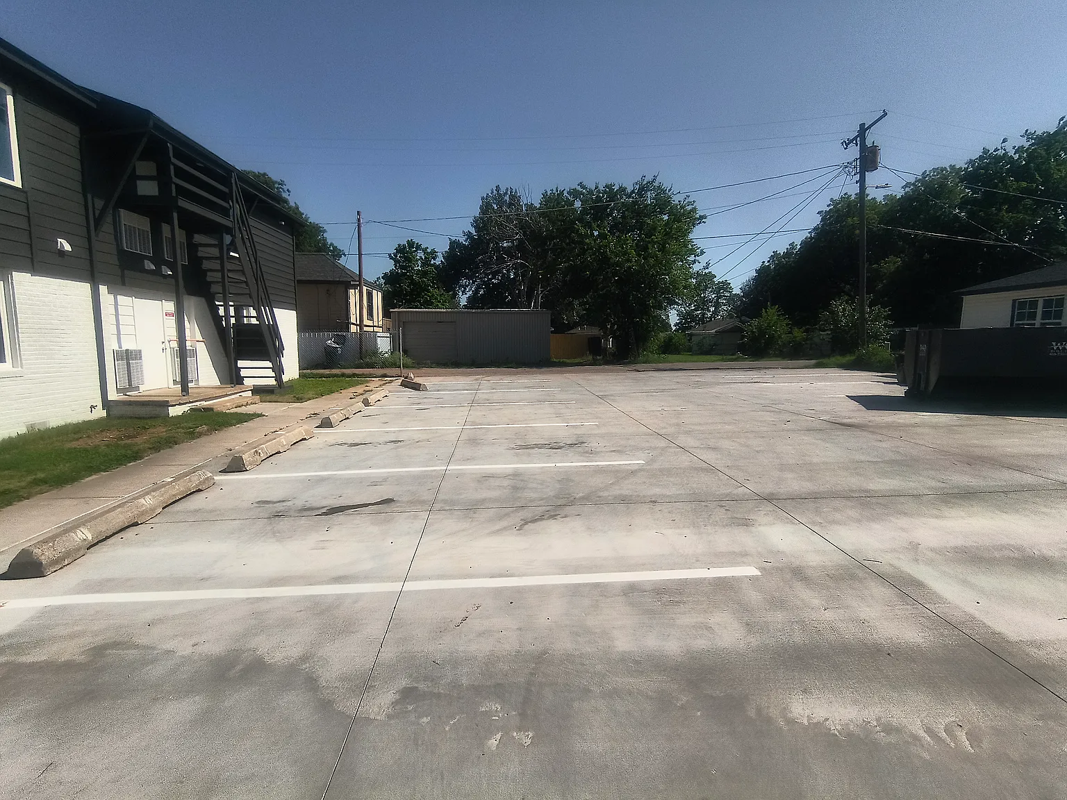 2 bed, 695 sqft, $1,195 — Photo 3