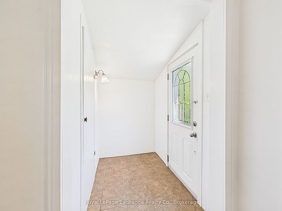 2nd image of 259 Saint Arnaud St