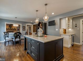 1105 Oak Ridge Dr, Blue Bell, PA 19422