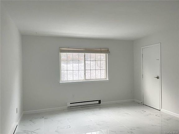 5th image of 308 Fox Run Ln