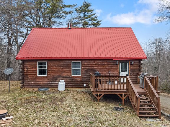 4th image of 566 Back Winterport Road