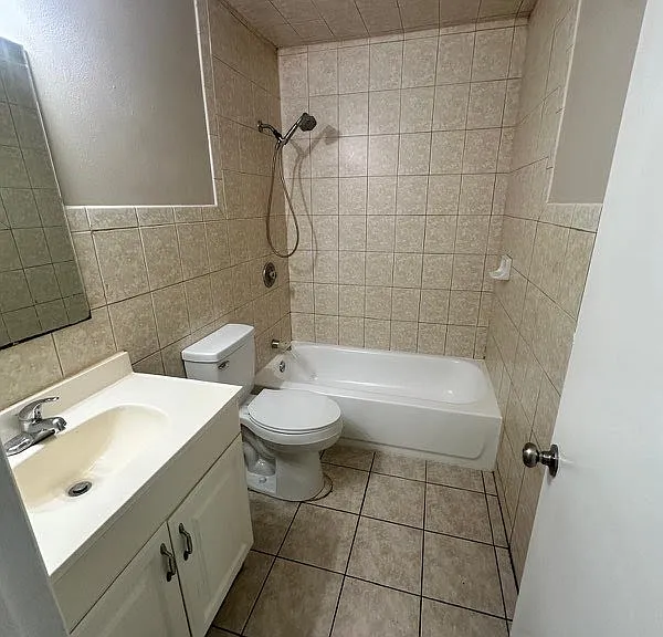 2495 N Sparkman Ave #B — Photo 7