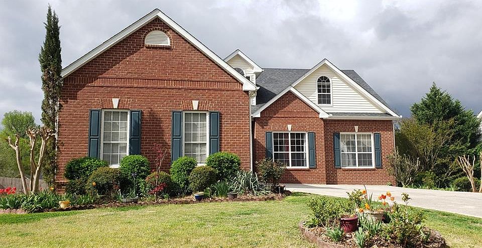 1st image of 2393 Hampton Park Dr