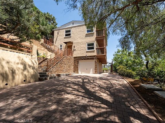 2nd image of 8248 Mannix Dr