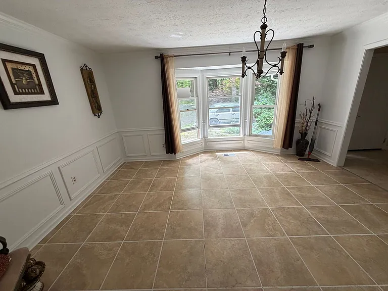 1446 Lilburn Stone Mountain Rd — Photo 4