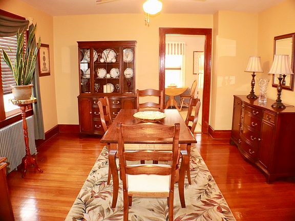 4th image of 78 Waterhouse St