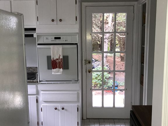 3rd image of 89 Friendship Rd
