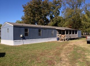 316 N 8th St, Lacygne, KS 66040