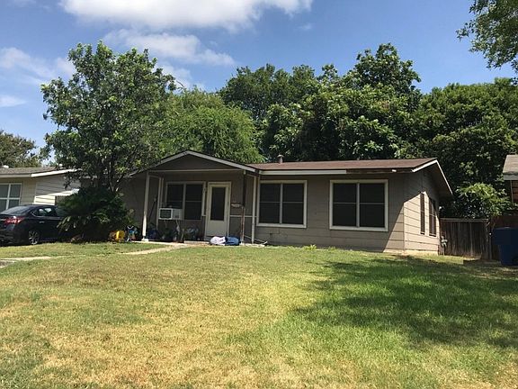 2nd image of 463 Schmeltzer Ln
