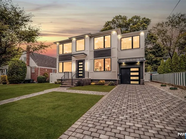 13-27 Hedman Pl, Fair Lawn, NJ 07410