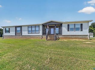 286 Deer Trl, Union Grove, AL 35175