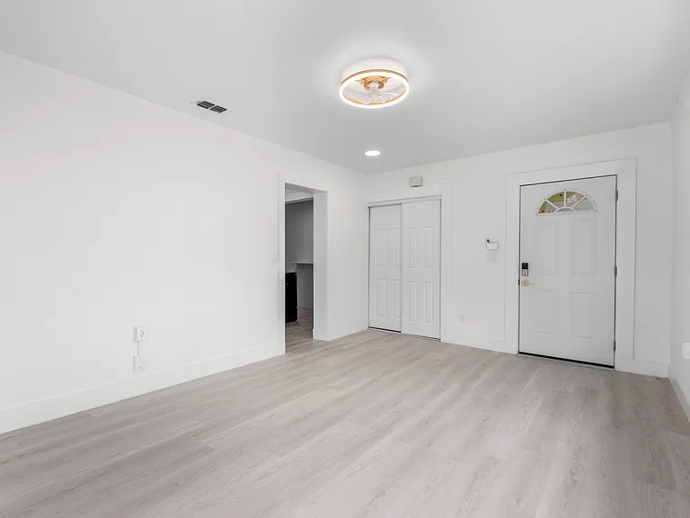 14060 Miramar Ave #A — Photo 30