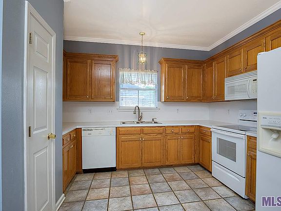 5th image of 38273 Kynlee Ave