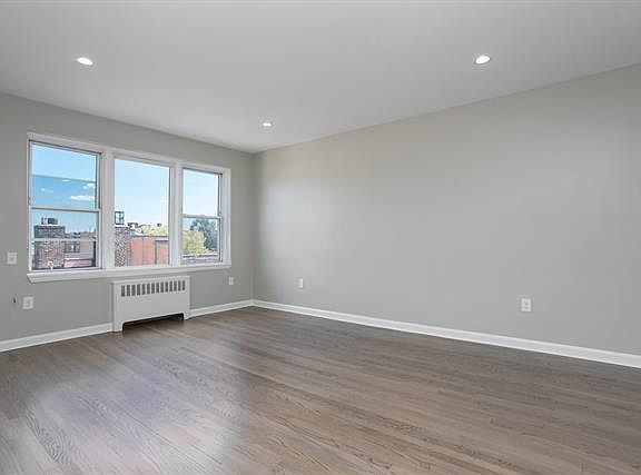 4th image of 2520 Kennedy Blvd APT 5A