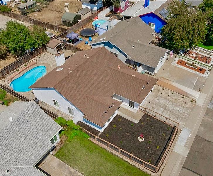 1st image of 437 Silver Crest Cir