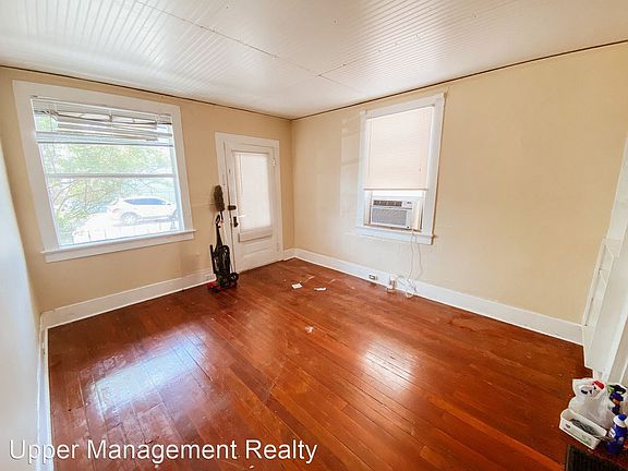 3rd image of 4231 Annunciation St