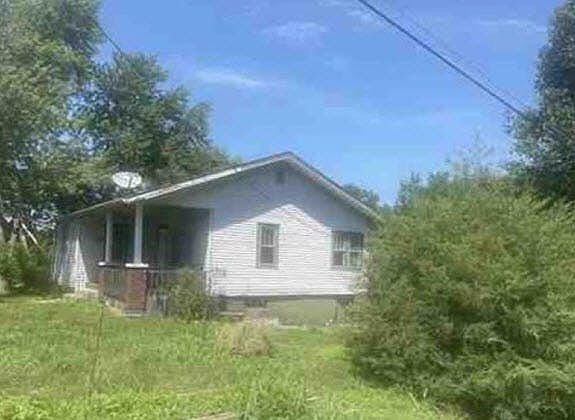 2nd image of 2927 N 45th St