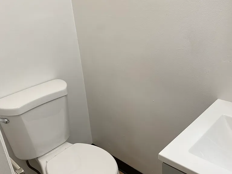 325 Griffith Dr #327 — Photo 8