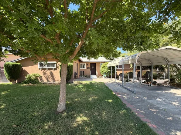 2041 Sylvia St, Selma, CA 93662