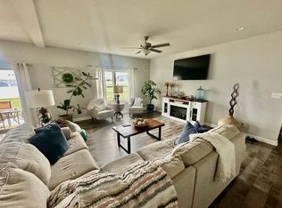 9945 Beacon Pointe Ln, Cedar Lake, IN 46303