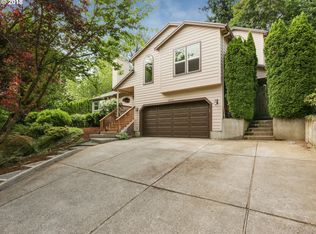 3502 SW Illinois St, Portland, OR 97221