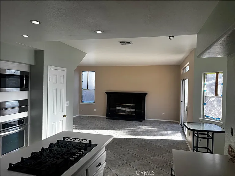 44559 Aspen St — Photo 6