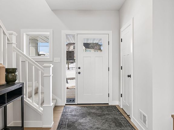 4th image of 7310 Ambercrest Curv