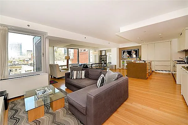 Sold by Living New York | media 16