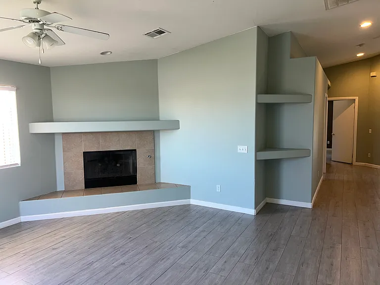 830 Aurora Way — Photo 4