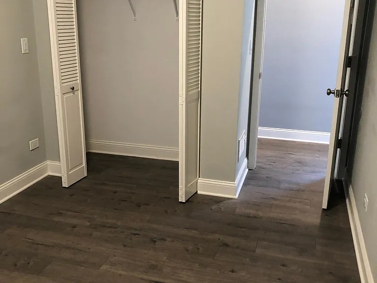 2414 W Arthington St #1 — Photo 10