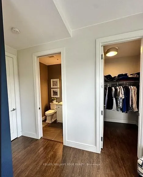 112 King St E #405 — Photo 18