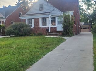 5713 South Blvd, Maple Hts, OH 44137