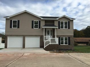 103 Samuel Ave, Poca, WV 25159