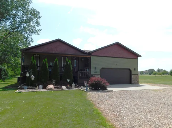 1202 Jasmine Pl, Ogden, IA 50212